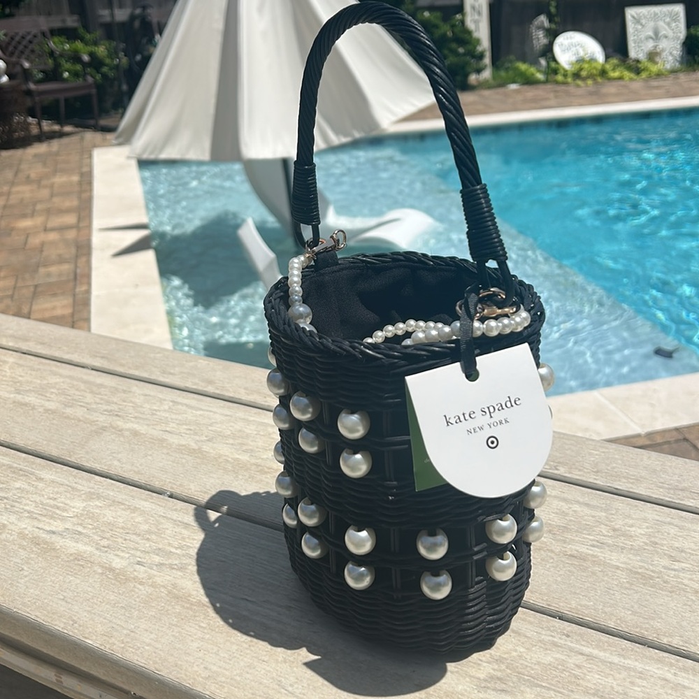 Kate Spade NWT Limited Edition New York Pearl Embellished Basket Bucket Bag - Picture 2 of 4